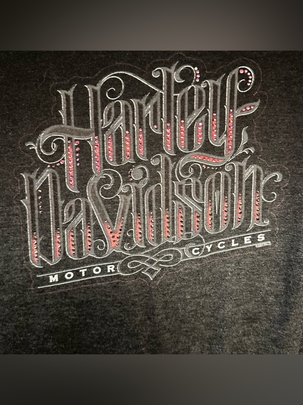 Women’s Harley Davidson Black Ombré V-Neck Bling T-Shirt Size XL Pink Accents - Picture 2 of 7